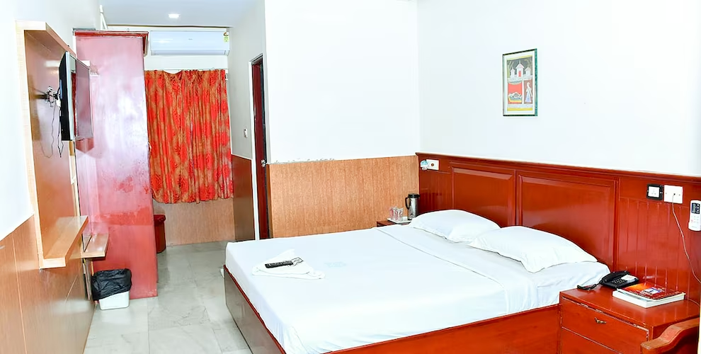 Hotel Rathna Residency Madurai | Standard Room